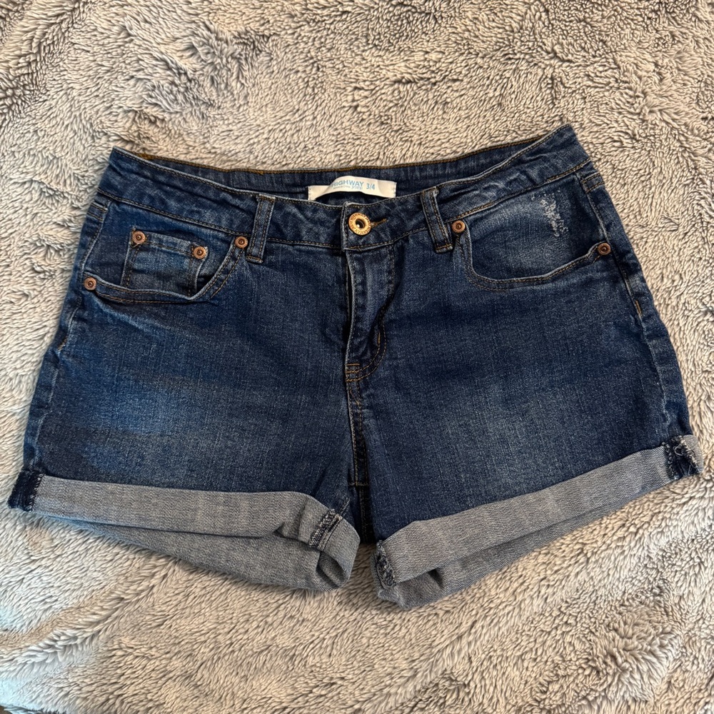 Highway jeans Dark wash Jean shorts size 3/4 Denim Blue Women's Shorts